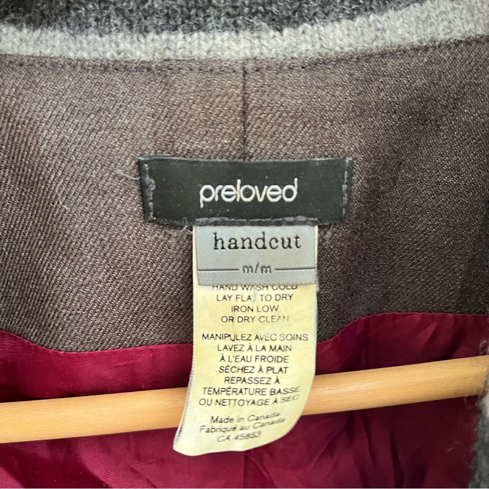 Preloved Made in Canada Black and Gray Vest with Plaid Collar - Picture 4 of 8